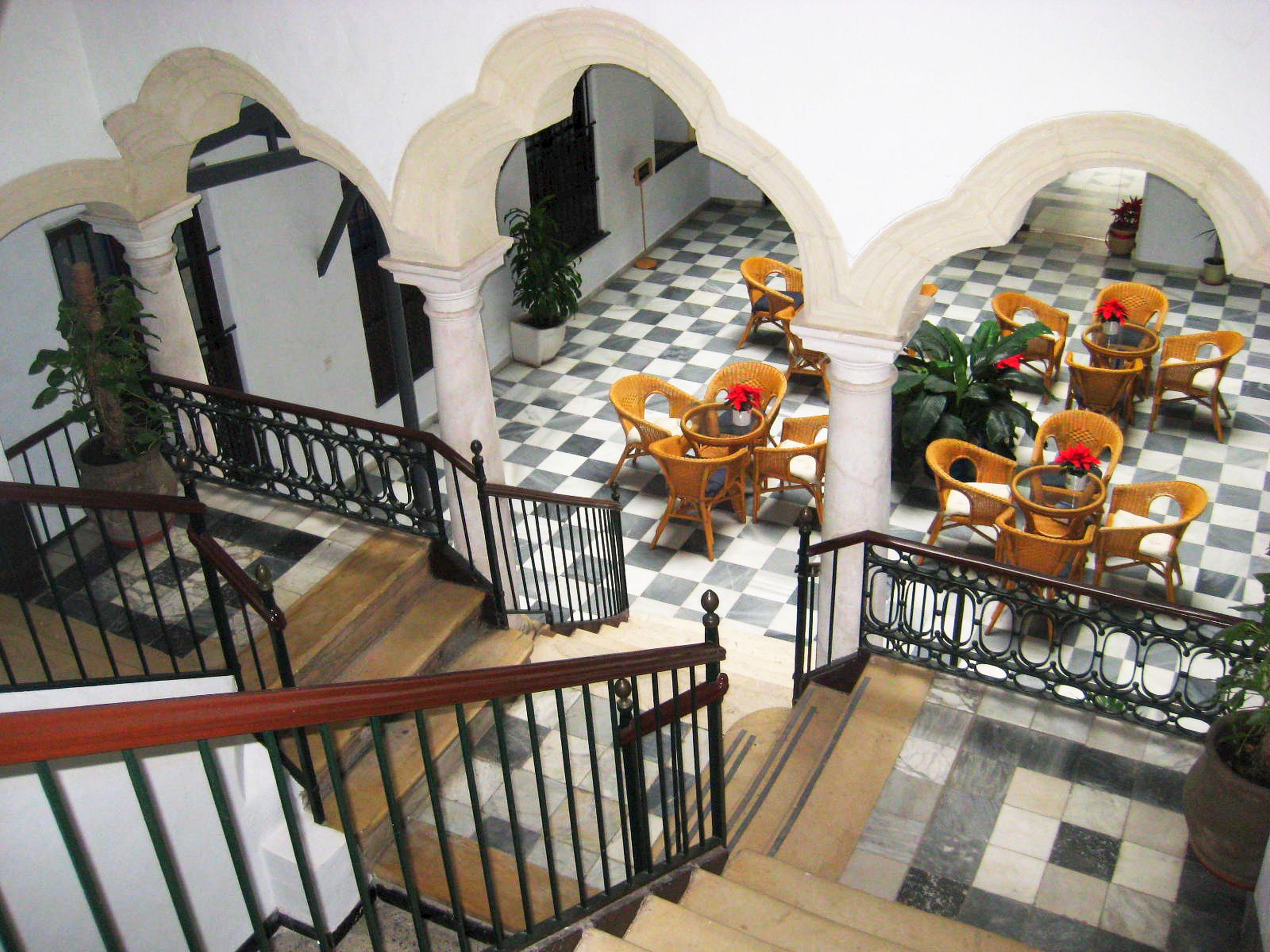 Apartment Larga 70 *
