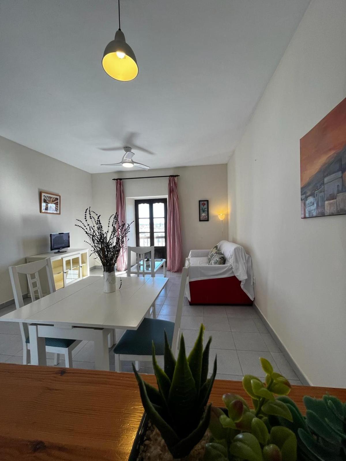 Apartment Larga 70