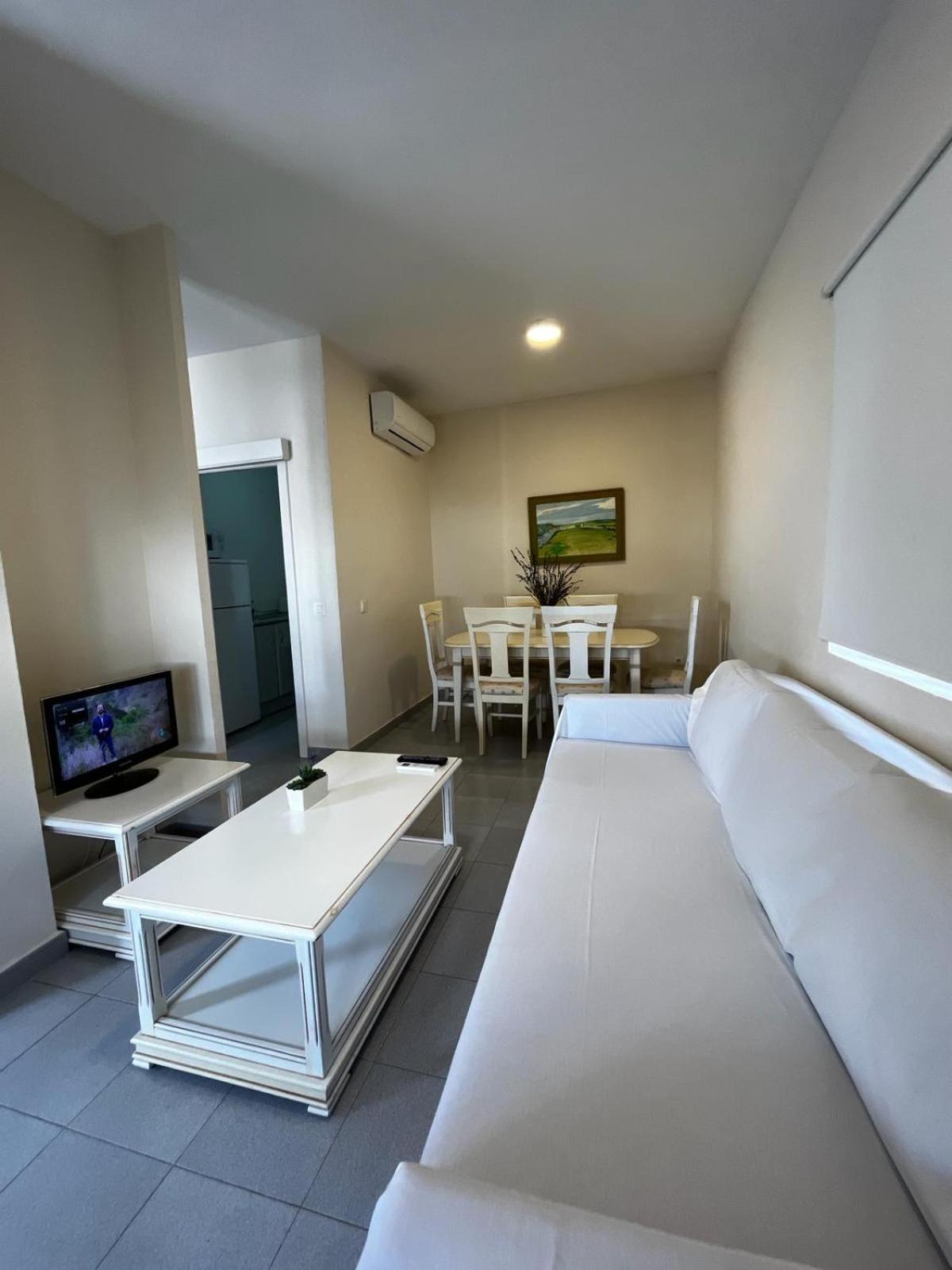 Apartment Larga 70