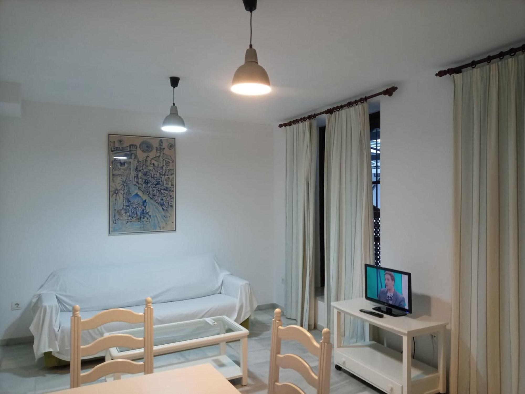 Apartment Larga 70 *
